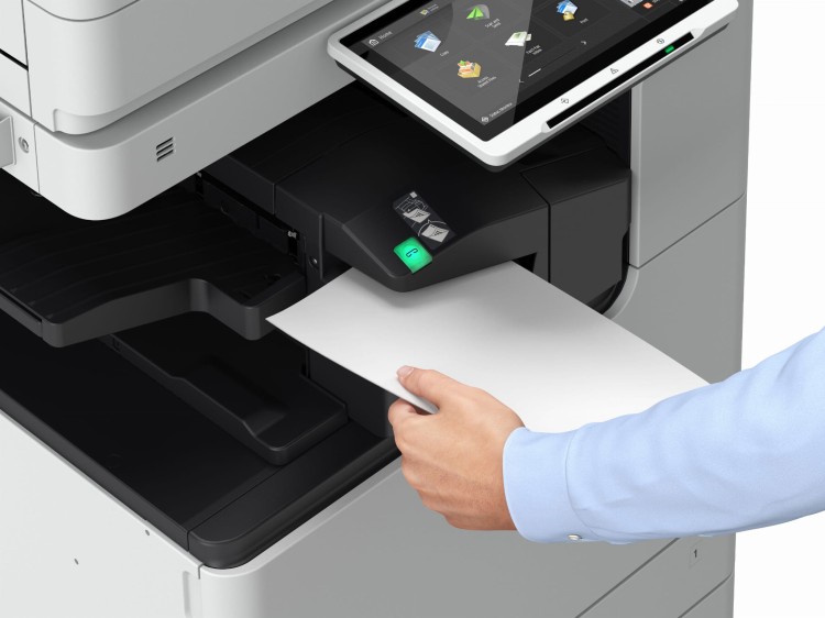 Canon imageRUNNER ADVANCE DX 4935i z boku