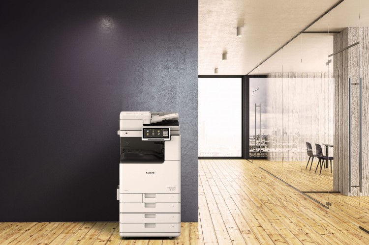 Canon imageRUNNER ADVANCE DX 4935i - kolorowy widok w biurze